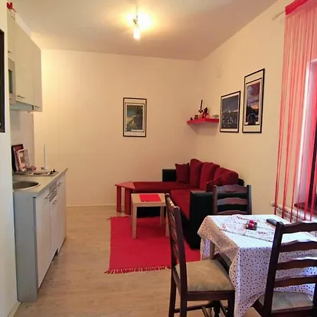 Πανσιόν Tara3m And Kaludjerske Bare