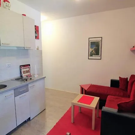 Tara3M Rooms And Apartments 3*