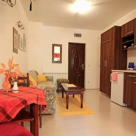 Tara3m And Gæstehus Kaludjerske Bare