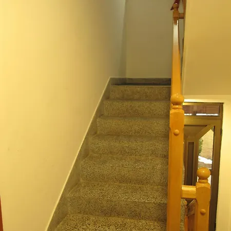 Tara3m And Πανσιόν Kaludjerske Bare