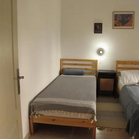 Πανσιόν Tara3m And 3*